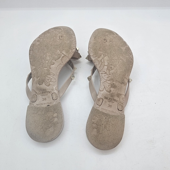 Valentino Garavani Rockstud PVC Thong Sandal Women’s Poudre Size 36 US 5-5.5 - Picture 13 of 14